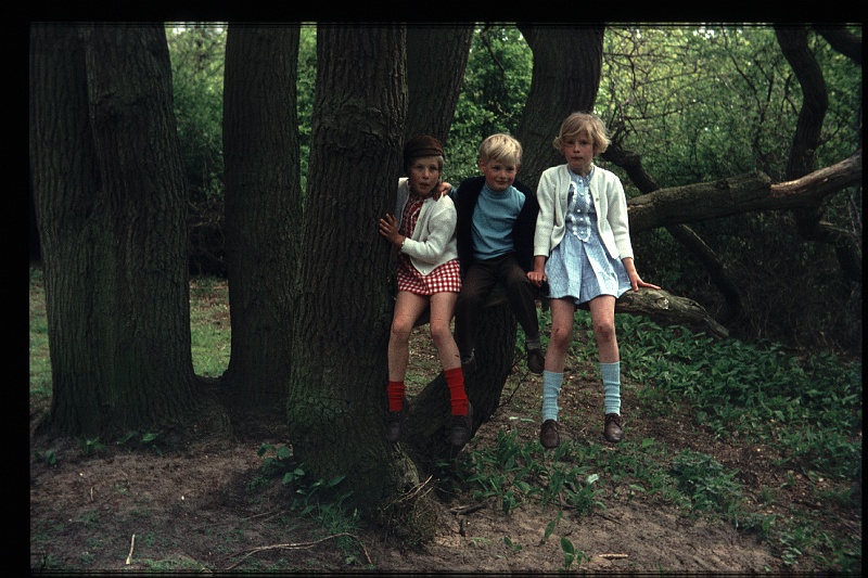 22.Meyendel mei 1970 Brigitte,Marion,Peter.JPG
